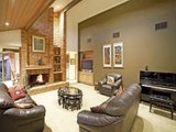 https://images.listonce.com.au/custom/160x/listings/9-glendenning-rise-templestowe-vic-3106/850/01684850_img_04.jpg?A5R6-gFs0lA