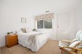 https://images.listonce.com.au/custom/160x/listings/9-golden-ridge-drive-croydon-hills-vic-3136/830/01544830_img_11.jpg?Oq2ZzXO54zM