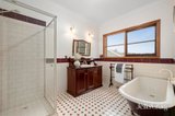 https://images.listonce.com.au/custom/160x/listings/9-greenhill-rise-ringwood-north-vic-3134/046/01943046_img_14.jpg?YsQd3hTant4