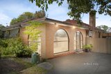 https://images.listonce.com.au/custom/160x/listings/9-griffiths-street-bellfield-vic-3081/596/01595596_img_01.jpg?ar319q8TRNw