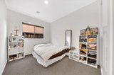 https://images.listonce.com.au/custom/160x/listings/9-hadley-street-charlemont-vic-3217/813/01698813_img_06.jpg?89WG7qwefdQ