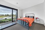 https://images.listonce.com.au/custom/160x/listings/9-hadley-street-charlemont-vic-3217/813/01698813_img_09.jpg?6MndLmtvo1g