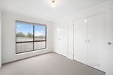 https://images.listonce.com.au/custom/160x/listings/9-haigh-place-mount-pleasant-vic-3350/380/01099380_img_05.jpg?gUWaUmStigc