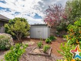 https://images.listonce.com.au/custom/160x/listings/9-hamilton-close-kilsyth-vic-3137/564/01525564_img_13.jpg?CLRkkKDieTM