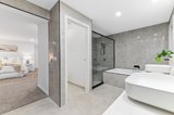 https://images.listonce.com.au/custom/160x/listings/9-hampshire-road-forest-hill-vic-3131/772/01659772_img_14.jpg?tuEc-7SMZT8