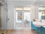 https://images.listonce.com.au/custom/160x/listings/9-harry-street-doncaster-east-vic-3109/281/01116281_img_09.jpg?GGQHzau6Jh8