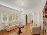 https://images.listonce.com.au/custom/160x/listings/9-hawker-street-ivanhoe-vic-3079/183/00829183_img_06.jpg?kKg4L2DJrRo