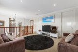 https://images.listonce.com.au/custom/160x/listings/9-hazelview-pocket-croydon-north-vic-3136/817/01040817_img_11.jpg?wE4MG4jyfqg