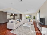 https://images.listonce.com.au/custom/160x/listings/9-henley-bridge-road-chirnside-park-vic-3116/674/01525674_img_17.jpg?PV_9mkJcfDA