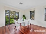 https://images.listonce.com.au/custom/160x/listings/9-henley-bridge-road-chirnside-park-vic-3116/674/01525674_img_18.jpg?D_xhfp6Qiq8