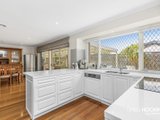 https://images.listonce.com.au/custom/160x/listings/9-heritage-court-altona-vic-3018/427/01203427_img_04.jpg?s3g1uRstCr4