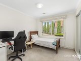 https://images.listonce.com.au/custom/160x/listings/9-heritage-court-altona-vic-3018/427/01203427_img_10.jpg?t73pAW96T0I