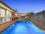 https://images.listonce.com.au/custom/160x/listings/9-heritage-court-altona-vic-3018/427/01203427_img_13.jpg?Wpg26nLrHRg