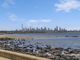 https://images.listonce.com.au/custom/160x/listings/9-heritage-court-altona-vic-3018/427/01203427_img_20.jpg?Xhmgd02Ks7Y