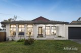 https://images.listonce.com.au/custom/160x/listings/9-highland-boulevard-ringwood-vic-3134/530/01942530_img_01.jpg?HpLQnr_O-Fc