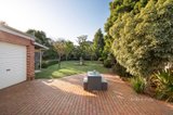 https://images.listonce.com.au/custom/160x/listings/9-hillside-road-rosanna-vic-3084/897/01340897_img_02.jpg?YJ64qq1JHZw