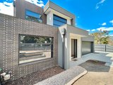 https://images.listonce.com.au/custom/160x/listings/9-hobart-street-ringwood-vic-3134/641/01860641_img_01.jpg?2lAzc_2dGqs