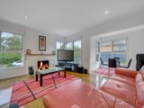 https://images.listonce.com.au/custom/160x/listings/9-holmes-road-mooroolbark-vic-3138/029/00621029_img_05.jpg?MWOeXBPfP2M