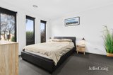 https://images.listonce.com.au/custom/160x/listings/9-holstein-close-delacombe-vic-3356/029/01850029_img_08.jpg?_Rgu9F_cN5A