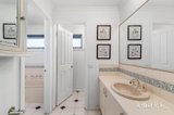 https://images.listonce.com.au/custom/160x/listings/9-hotham-court-diamond-creek-vic-3089/027/01899027_img_13.jpg?ZKVRgyTNESI