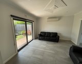 https://images.listonce.com.au/custom/160x/listings/9-jacobs-street-belmont-vic-3216/372/01603372_img_01.jpg?yARc82QLHBY