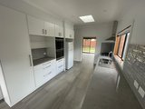 https://images.listonce.com.au/custom/160x/listings/9-jacobs-street-belmont-vic-3216/372/01603372_img_07.jpg?SRF7WU84Shw