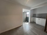 https://images.listonce.com.au/custom/160x/listings/9-jacobs-street-belmont-vic-3216/372/01603372_img_18.jpg?JOoCNxU8tHk