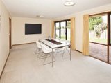 https://images.listonce.com.au/custom/160x/listings/9-jenolan-avenue-grovedale-vic-3216/270/01699270_img_08.jpg?4nstWi1ChuA