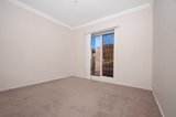 https://images.listonce.com.au/custom/160x/listings/9-jessica-park-drive-lilydale-vic-3140/052/01977052_img_11.jpg?6-HVc7QXuWI
