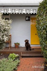 https://images.listonce.com.au/custom/160x/listings/9-jessie-street-northcote-vic-3070/363/01810363_img_02.jpg?nFMWNzcGV1M