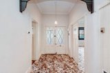 https://images.listonce.com.au/custom/160x/listings/9-johnstone-street-malvern-vic-3144/990/01731990_img_04.jpg?VkxUkKtKDvE