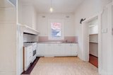 https://images.listonce.com.au/custom/160x/listings/9-johnstone-street-malvern-vic-3144/990/01731990_img_07.jpg?hKd-nIkOAjg