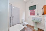 https://images.listonce.com.au/custom/160x/listings/9-johnstone-street-malvern-vic-3144/990/01731990_img_09.jpg?tCFMnSaKbcg
