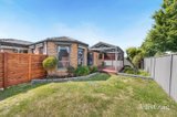 https://images.listonce.com.au/custom/160x/listings/9-josephine-way-sebastopol-vic-3356/544/01840544_img_06.jpg?X-8QLmxTbpA