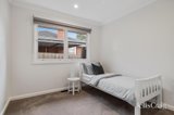 https://images.listonce.com.au/custom/160x/listings/9-judith-court-croydon-vic-3136/288/01931288_img_08.jpg?56zInQ0KS_Y