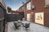 https://images.listonce.com.au/custom/160x/listings/9-kaikoura-avenue-hawthorn-east-vic-3123/076/01742076_img_05.jpg?1dV76T-d5_g