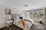https://images.listonce.com.au/custom/160x/listings/9-kaikoura-avenue-hawthorn-east-vic-3123/076/01742076_img_06.jpg?GfOTy45Av7Y