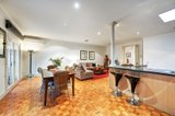 https://images.listonce.com.au/custom/160x/listings/9-kaikoura-avenue-hawthorn-east-vic-3123/222/00109222_img_04.jpg?ADnvN1A90uY