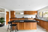 https://images.listonce.com.au/custom/160x/listings/9-kardinia-drive-yallambie-vic-3085/717/01811717_img_06.jpg?t_048zULcwo