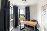 https://images.listonce.com.au/custom/160x/listings/9-kardinia-drive-yallambie-vic-3085/717/01811717_img_08.jpg?btsnhCPrbac