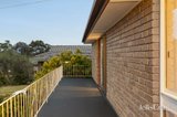 https://images.listonce.com.au/custom/160x/listings/9-kardinia-drive-yallambie-vic-3085/717/01811717_img_20.jpg?VAiljOpv5f8