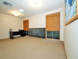 https://images.listonce.com.au/custom/160x/listings/9-kate-charlesworth-place-croydon-hills-vic-3136/031/01524031_img_13.jpg?EXBCCaduobY