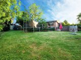 https://images.listonce.com.au/custom/160x/listings/9-kate-charlesworth-place-croydon-hills-vic-3136/031/01524031_img_19.jpg?7eFZRjlTfA4