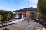 https://images.listonce.com.au/custom/160x/listings/9-kelvinside-drive-templestowe-vic-3106/527/01539527_img_02.jpg?wWKiFySen3k