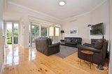 https://images.listonce.com.au/custom/160x/listings/9-kent-street-ballarat-central-vic-3350/503/01576503_img_07.jpg?oITP02hlRlw