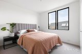 https://images.listonce.com.au/custom/160x/listings/9-kerferd-place-albert-park-vic-3206/439/01820439_img_09.jpg?M84shPfHxIw