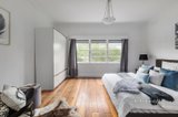 https://images.listonce.com.au/custom/160x/listings/9-keswick-street-bentleigh-east-vic-3165/098/01000098_img_04.jpg?nGUv429GQKo