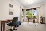https://images.listonce.com.au/custom/160x/listings/9-koala-court-doncaster-east-vic-3109/572/01443572_img_08.jpg?QWjPCGiigBU