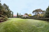 https://images.listonce.com.au/custom/160x/listings/9-lakeside-drive-lower-plenty-vic-3093/443/01188443_img_25.jpg?4pMXtZf2iVY