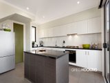 https://images.listonce.com.au/custom/160x/listings/9-lakeside-place-williamstown-vic-3016/052/01203052_img_04.jpg?aSt8pqSCgJU